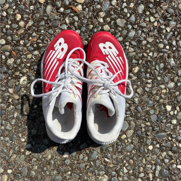 New Balance Turf - Picture 1 of 4